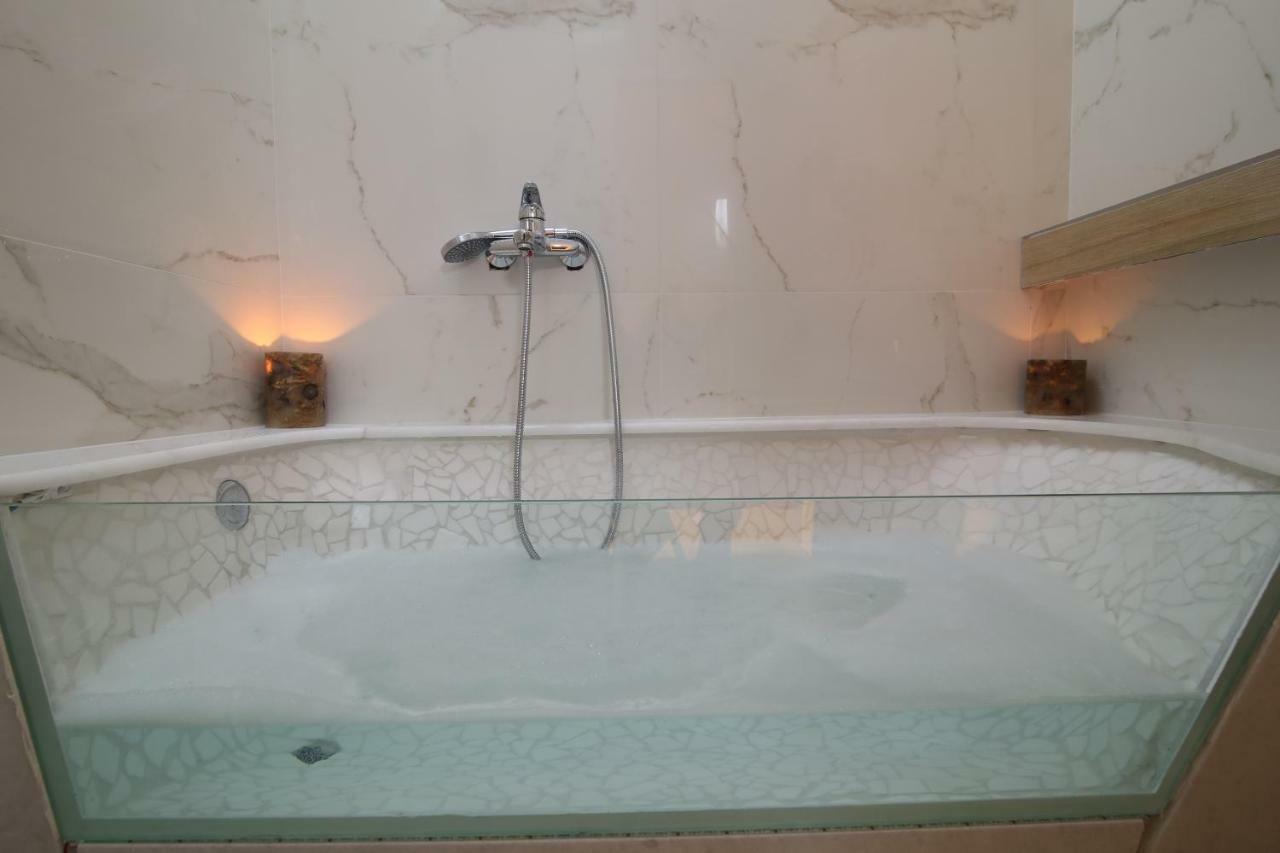 Luxurious Athenian Apartment Atenas Exterior foto